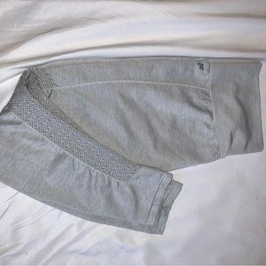 grey Fabletics capri workout leggings